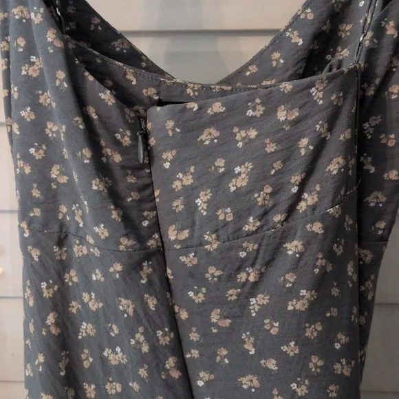 Layton Midi Slip Dress In Bitsy Bouquet - Picture 7 of 8